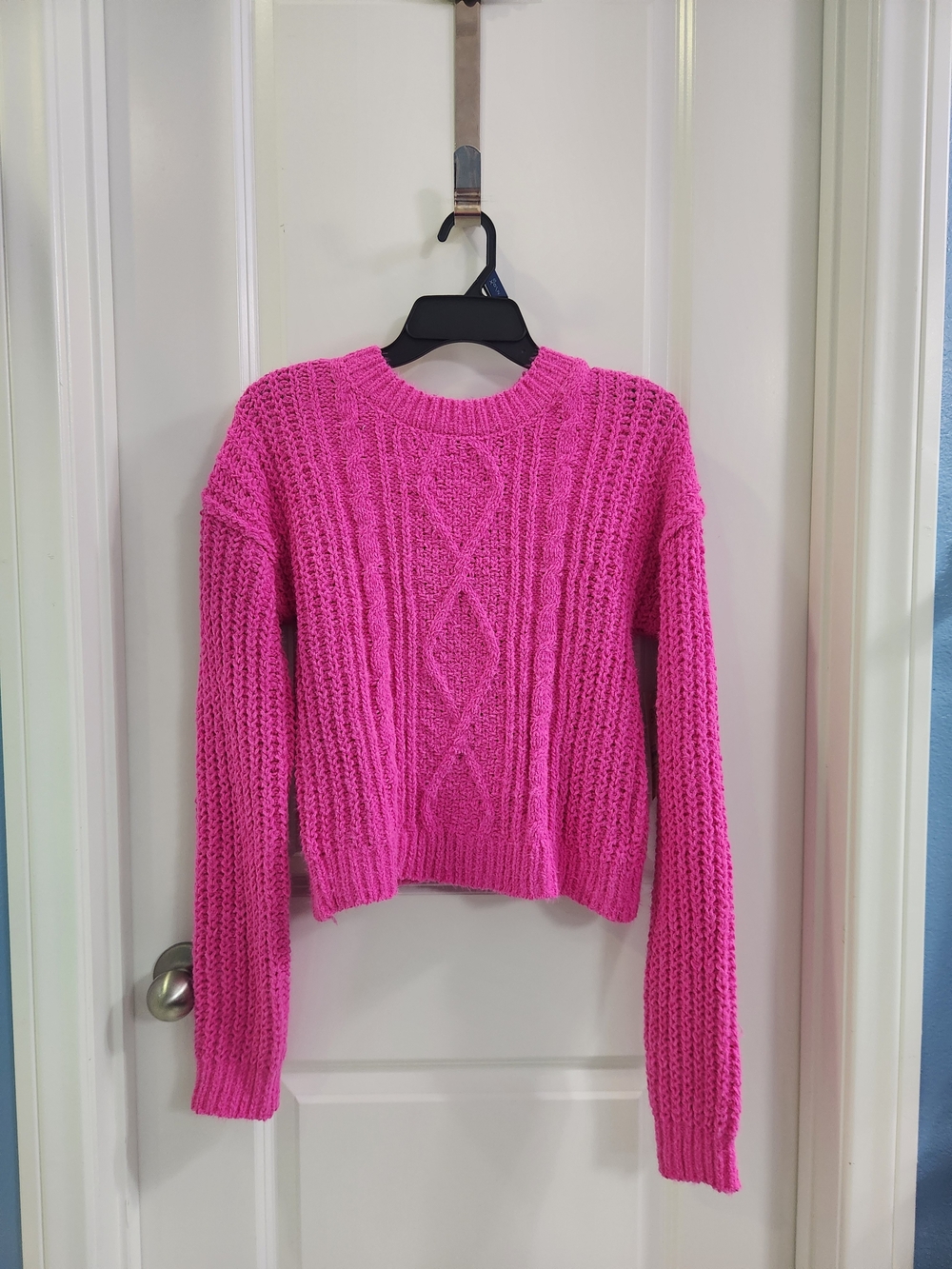 No Boundaries Cable Knit Sweater, Midweight, Women's Size XS (0-2) - Picture 6 of 8